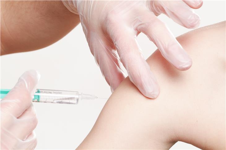 Nichteinhaltung der Impfpflicht: Landesregierung weist Aufsichtbeschwerden zurück. (Foto: Pixabay/Angelo Esslinger)