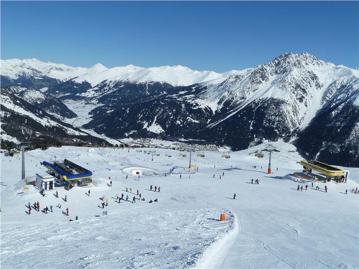 Für Südtirols Tourismuswirtschaft steht besonders nach der gestrigen Entscheidung des Auswärtigen Amtes der Bundesrepublik Deutschland viel auf dem Spiel. (Foto: schoeneben.it)