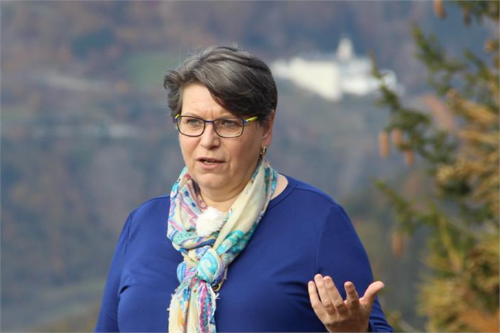 Das Land Südtirol zeichnet Ulrike Tappeiner für ihre Forschungslaufbahn mit dem "Research-Award" aus. (Foto: Georg Niedrist)