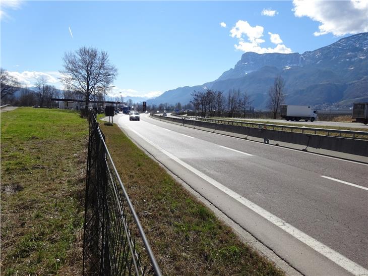 Die Sanierung der Schnellstraße Meran-Bozen MeBo geht weiter.  Am 10. Mai beginnen weitere Arbeiten in Vilpian. (Foto: LPA/Landesabteilung Tiefbau)