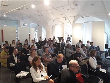 Un momento del primo incontro della Summer Academy