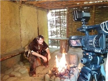 La vita com'era migliaia di anni fa nel villaggio di Ötzi a Umhausen (Foto USP/Euregio)