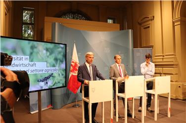 Presentato dagli assessori Theiner e Schuler il progetto di Eurac Research per il monitoraggio della biodiversità in Alto Adige Foto: USP/mac