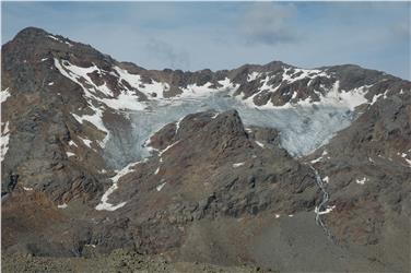 35 anni più tardi, nel 2018, la superficie del ghiacciaio si è decisamente ridotta (Foto USP)