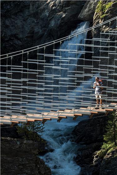 Il percorso presenta un dislivello complessivo di 8.126 metri distribuiti su una lunghezza complessiva di 119,5 chilometri che gira attorno alla cima dell’Ortles (Foto: IDM/Helmuth Rier)