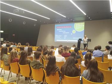 Oltre 300 studenti in visita al Noi Techpark nell'ambito di MINT FOto Usp