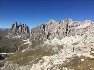 Il paesaggio della Vallunga e il gruppo delle Odle. Foto: USP/mgp