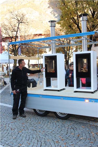 Prosegue nell’autunno 2018 la campagna di sensibilizzazione dell’Agenzia per l’ambiente Riscaldare con la legna, ma bene! (Foto: USP/sa)