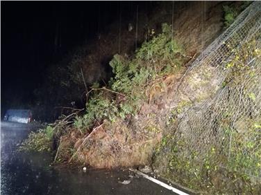 Frane e smottamenti stanno creando disagi sulle strade dell'Alto Adige (Foto USP)