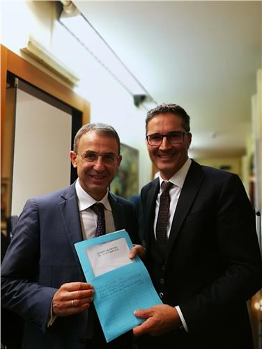 Bilancio dei danni da maltempo in Alto Adige: il presidente Kompatscher con il ministro Costa (Foto USP/Katharina Tasser)