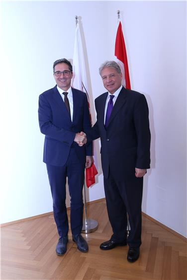 L'ambasciatore René Pollitzer ha incontrato il Landeshauptmann Arno Kompatscher  Foto: LPA/rc