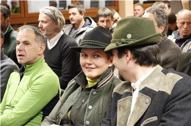 Festa alla scuola Latemr per i nuovi 60 cacciatori e cacciatrici. Foto: USP/Maja Clara