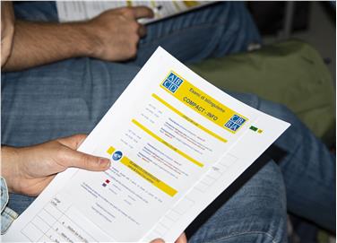 L'iniziativa Compact Info fornisce la preparazione necessaria per l'esame di bilinguismo. Foto: USP/bf
