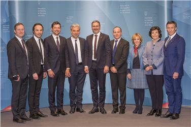 La Giunta provinciale si è riunita per discutere di bilancio (Foto USP/Oskar Verant)