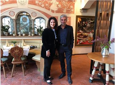 Il ministro Kaniber e l'assessore Schuler si sono incontrati a Lagundo. Foto: USP