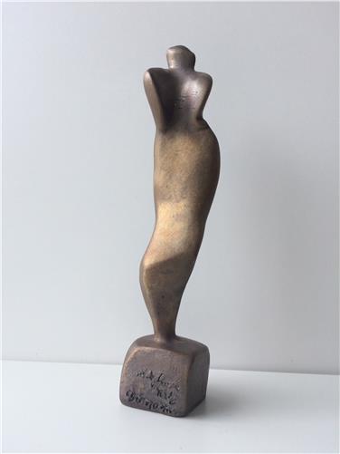 La statua dell'artista Sieglinde Tatz Borgogno per il Fair Image Award (Foto USP)