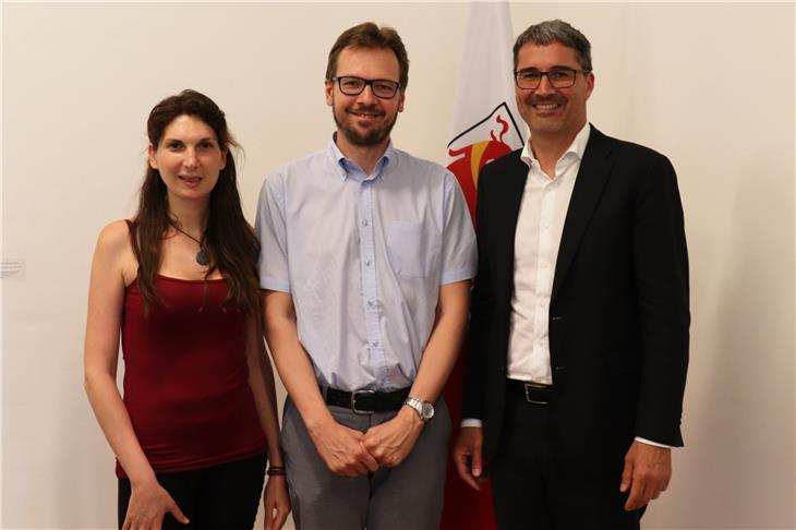 Il presidente Kompatscher con la delegazione di Centaurus e Rete LGBTQJ (Foto USP)