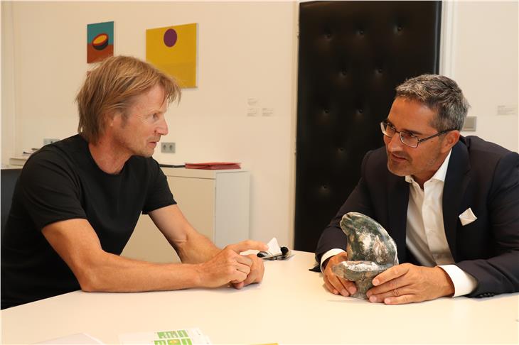 Visita dei vertici del Forum prevenzione al presidente Kompatscher (Foto USP/GST)