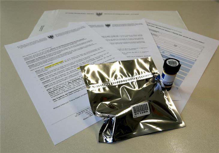 Il kit di misura che sarà spedito a casa ai cittadini che aderiranno all'iniziativa "Misura il radon a casa tua!" - Foto: USP/Agenzia ambiente e tutela clima
