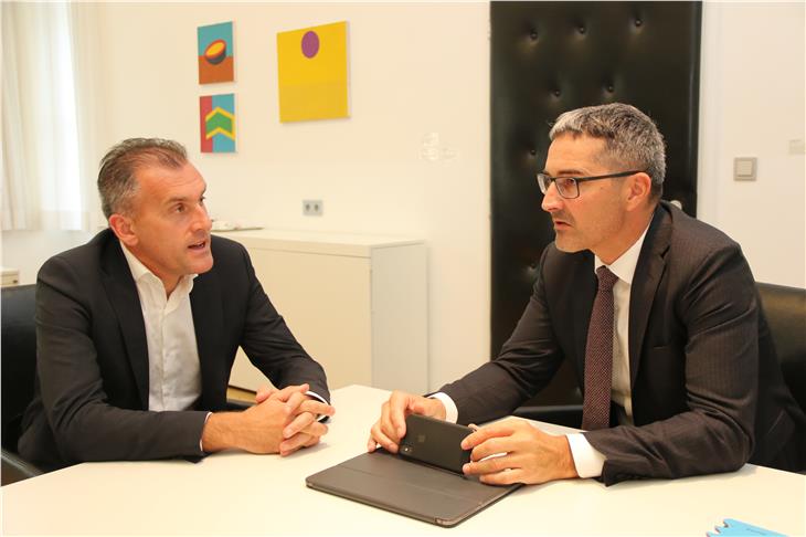 Fondo comuni confinanti, l'incontro di Bolzano fra Kompatscher e De Menech (Foto: ASP/Guido Steinegger)