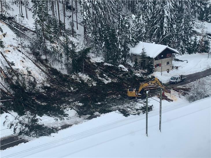 Schuler e Gapp hanno sorvolato le zone più colpite dal maltempo in Alto Adige (Foto: ASP)r)