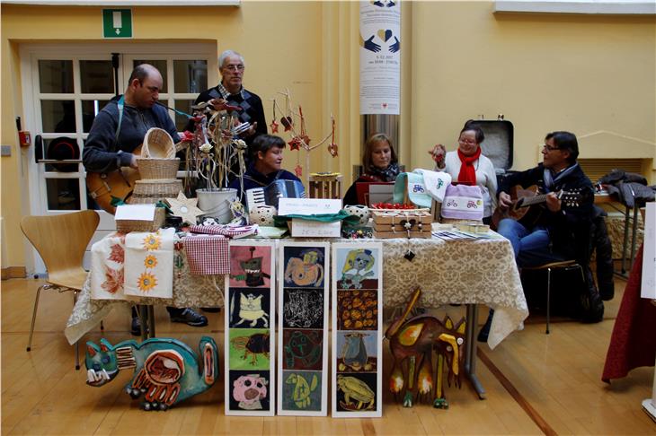 Il 10 dicembre, a Palazzo Widmann, terza edizione del Mercatino di Natale del sociale (Foto: ASP/Franco Grigoletto)