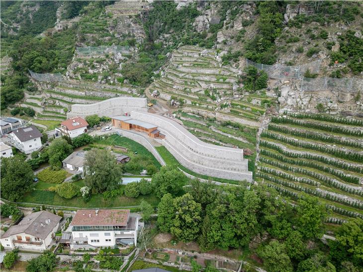 Il tomo vallo paramassi a Silandro premiato nell’ambito del Premio di Architettura Dedalo Minosse 2019 (Foto: ASP/Ufficio geologia)