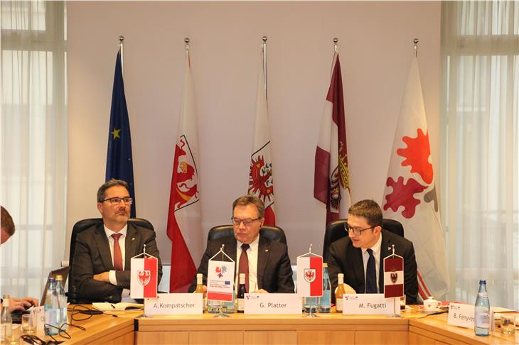 La riunione della Giunta del GECT oggi a Bolzano (Foto: ASP/Silvia Fabbi)