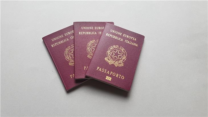 Chi proviene dall'estero deve sottoporsi a isolamento (Foto: ASP/gst)