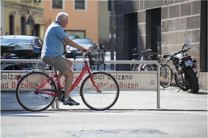 Ripensare la mobilità del futuro: più spazio alle biciclette (Foto ASP/Ripartizione moblità)