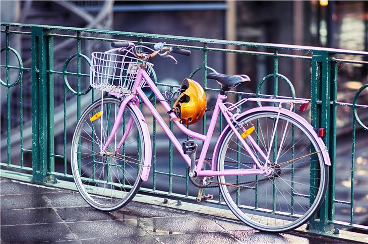 Spostamenti con la bicicletta, a piedi, con i mezzi pubblici o con la propria auto? Parte una rilevazione sulla mobilità in Alto Adige (Foto: pixabay.com)