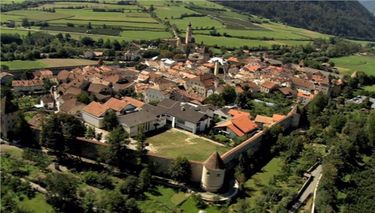 Il Comune di Glorenza (Foto Südtirol.com)
