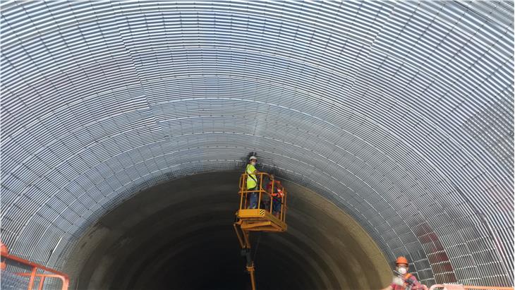 Lavori di risanmento nel tunnel di Laion (Foto: Uff Strade)