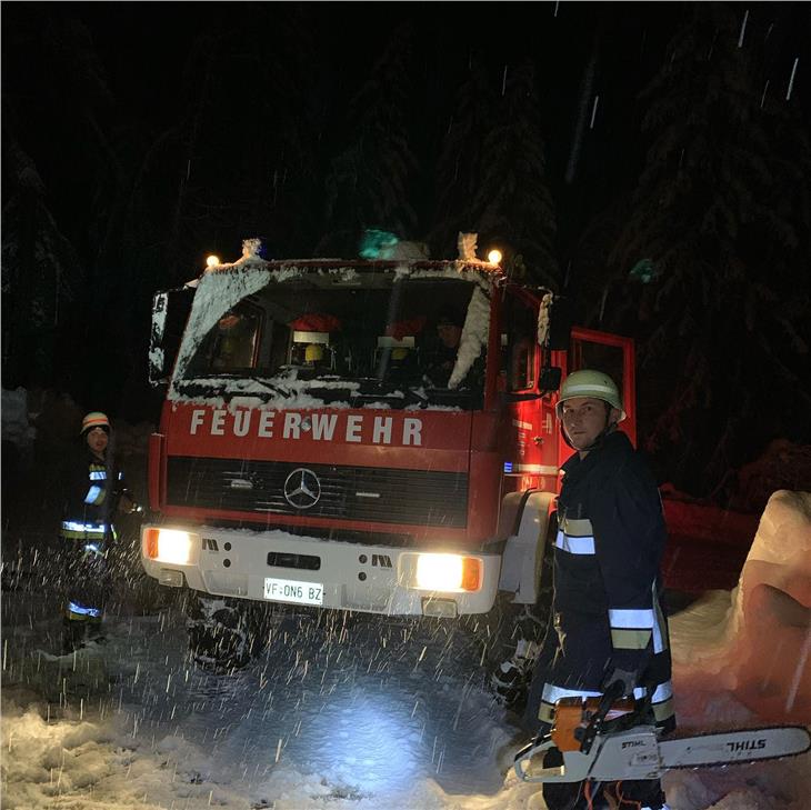 150 vigili del fuoco volontari impegnati questa notte in 20 interventi sul territorio (Foto: Vigili del fuoco volontari)
