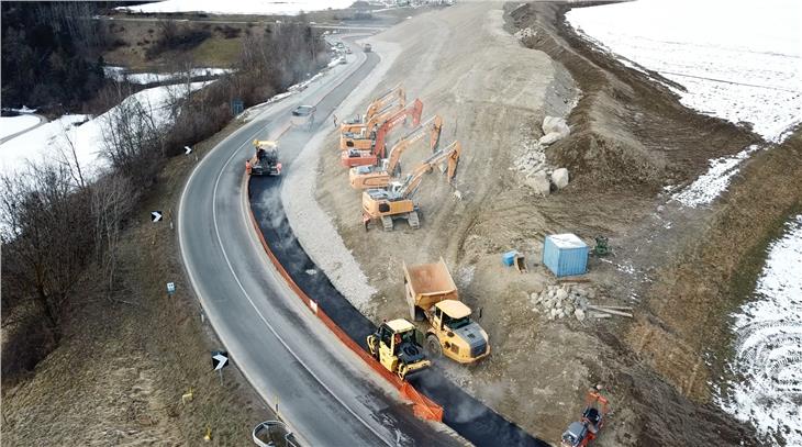 La strada della Val Pusteria è di nuovo aperta al traffico su due corsie dopo lavori sul tratto di Perca (Foto: ASP)