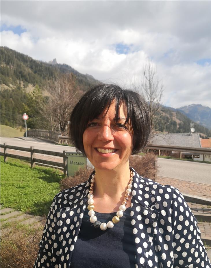 Mara Nemela, ladina della Val di Fassa, è la neo direttrice della Fondazione Dolomiti UNESCO.