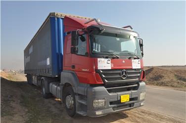 Un camion con gli aiuti umanitari di Provincia e Chiesa valdese per Mosul