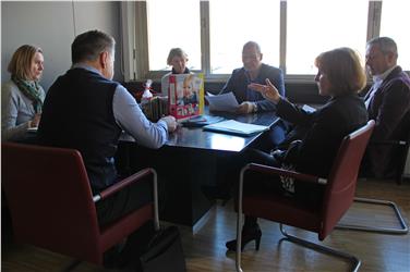 L'assessora Waltraud Deeg a colloquio con i presidenti delle Comunità comprensoriali (Foto USP/rm)