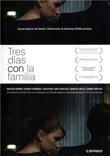 La locandina del film "Tres días con la familia"