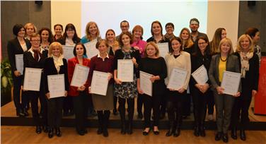 Le prime diplomate ai corsi formativi per ruoli all’interno di CdA e Collegi sindacali organizzati da Accademia delle donne della Commissione provinciale pari opportunità e WIFI- Formazione e sviluppo del personale della CameraCommercio Bolzano