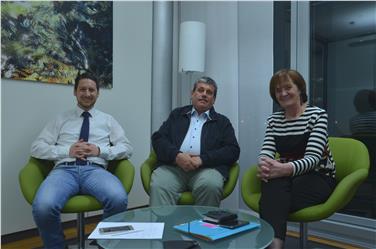 L'assessora Stocker con i vertici dell’Associazione Reuma Alto Adige