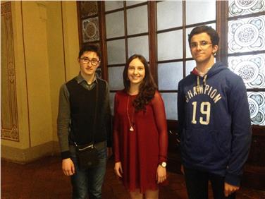 Anna Pernpruner con il vincitore Simone Corbo (a sinistra) ed il secondo Davide Minari