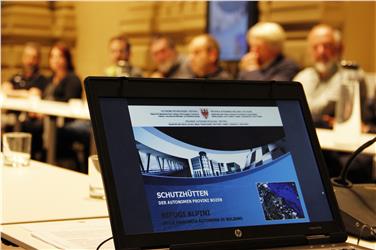 Programma triennale di investimenti per la manutenzione dei rifugi alpini di proprietà della Provincia (Foto USP/mb)