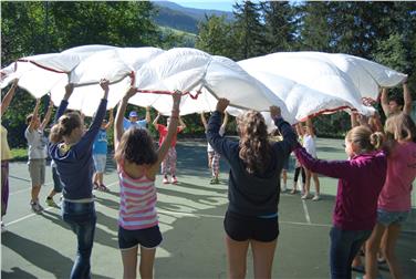 La giunta provinciale ha approvato il bando da 150 posti per il servizio civile volontario