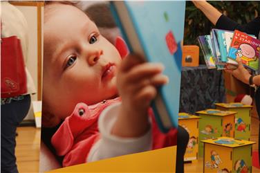 Avvicinare i bambini alla lettura: compie 10 anni il progetto Bookstart (Foto USP/Agenzia famiglia)