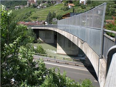 Ok della Giunta al risanamento del ponte di Marlengo che conduce a Merano