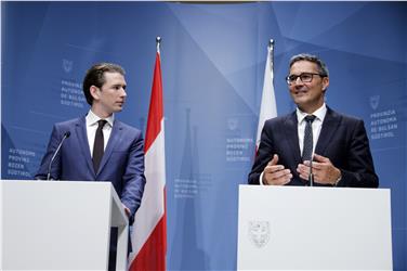 Migranti, Europa, autonomia: il presidente Kompatscher con il ministro Kurz (Foto rm)