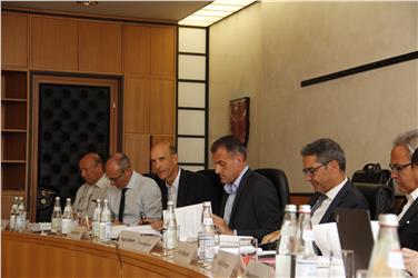 Un momento dei lavori del Comitato per la gestione dell'intesa Foto Usp/Mb