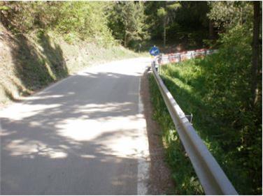 Sarà allargata la curva nei pressi del rio Trogener sulla strada provinciale Laion-S.Pietro
