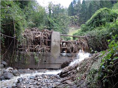 Il maltempo di fine luglio aveva provocato problemi anche lungo il rio Dorf, a San Martino in Passiria (Foto USP)